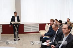 представители фирмы