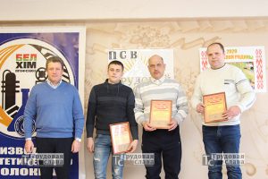 Труженики цеха нетканых полотен